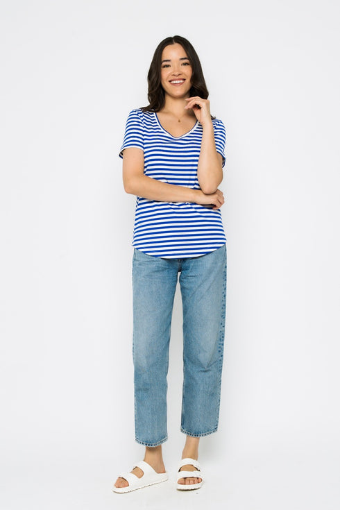 Gemma-Scoop Tee